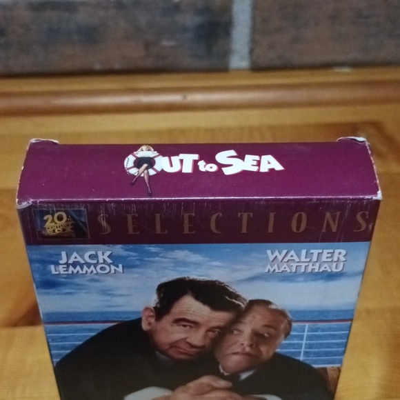 Out to sea vhs movie - Picture 5 of 7